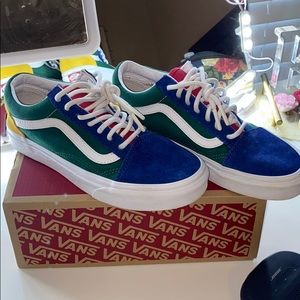 ✨Yacht club vans✨